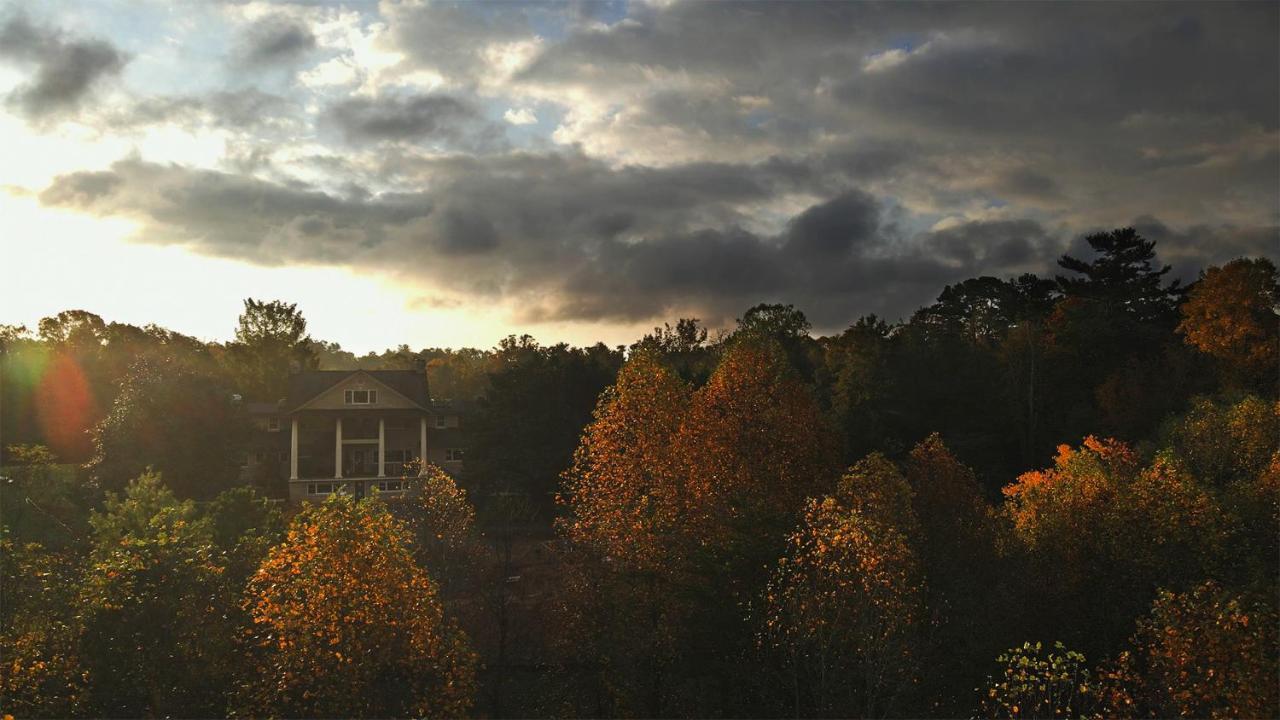 Skylaranna Resort & Spa Hendersonville Eksteriør billede